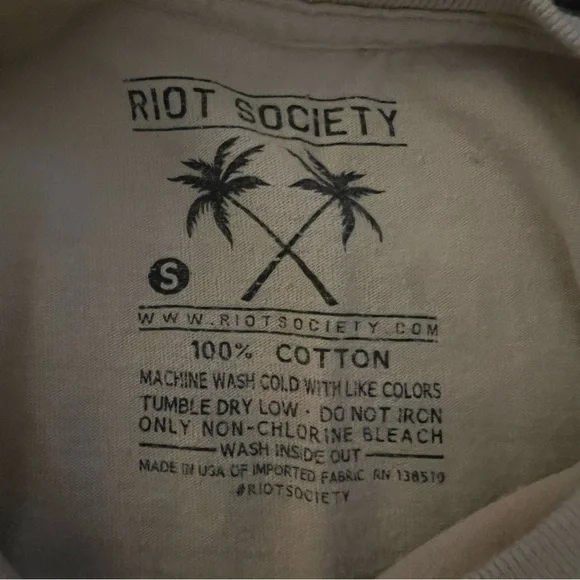 Woody’s Fight Club Graphic T-Shirt Men’s Small Beige Crew Neck Short Sleeve - Picture 4 of 8